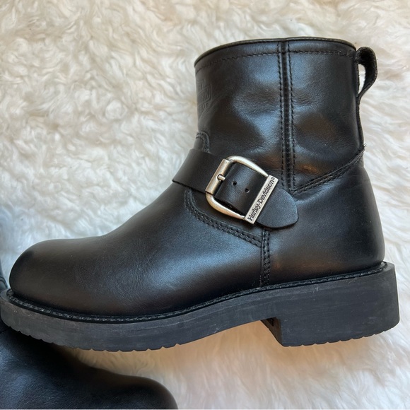 SOLD HARLEY DAVIDSON black leather riding boots size 6.5 moto buckle - Picture 3 of 11